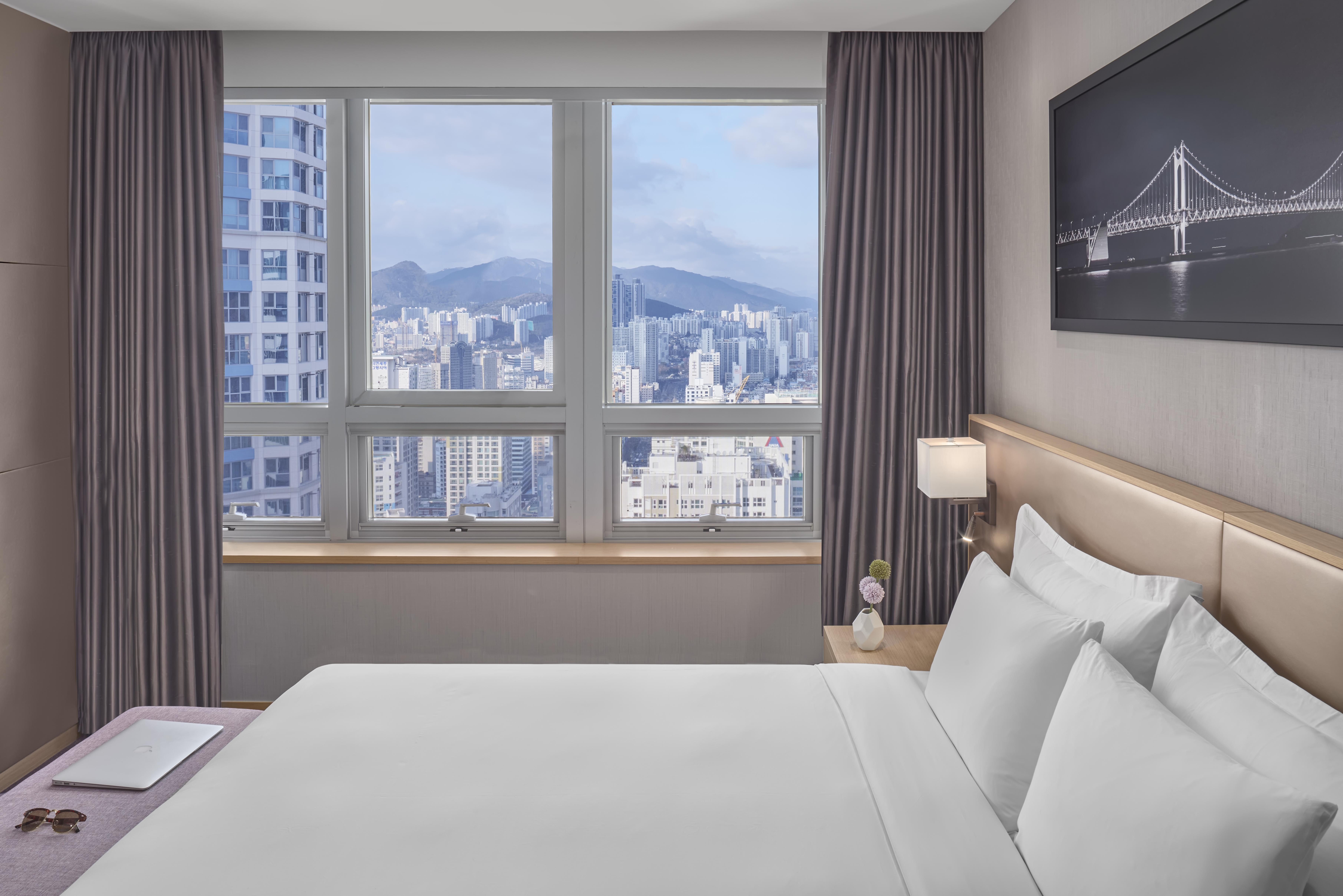 Avani Central Busan Exterior foto