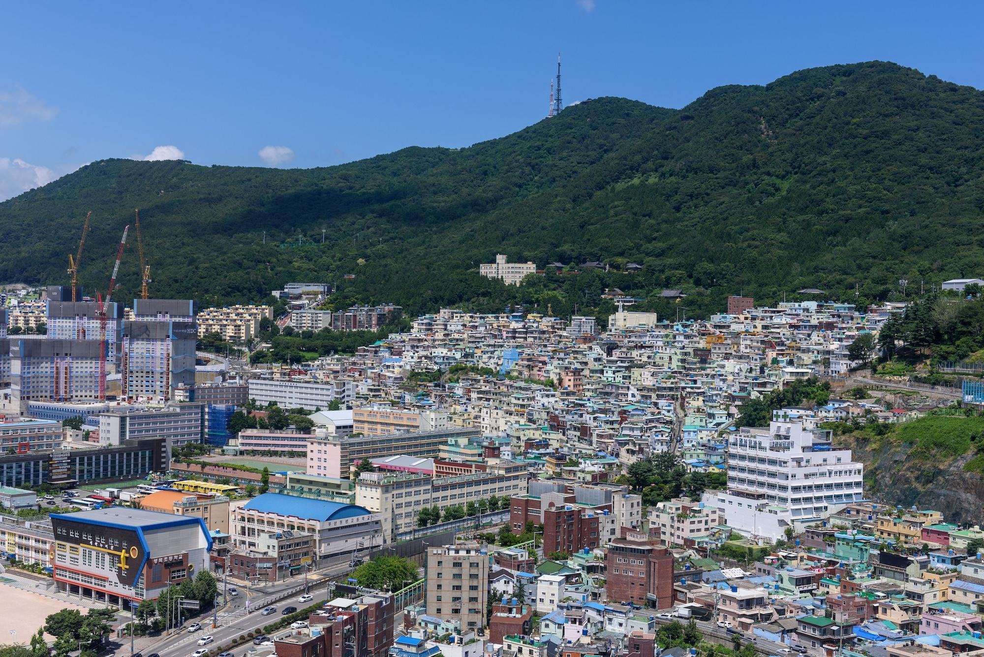 Avani Central Busan Exterior foto
